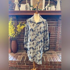 NWT Button down horse collared dress with pockets